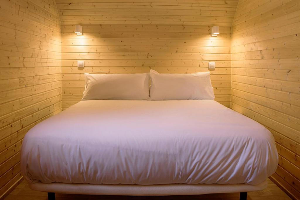 El Arrebol Comfort Camp Jaca Ngoại thất bức ảnh