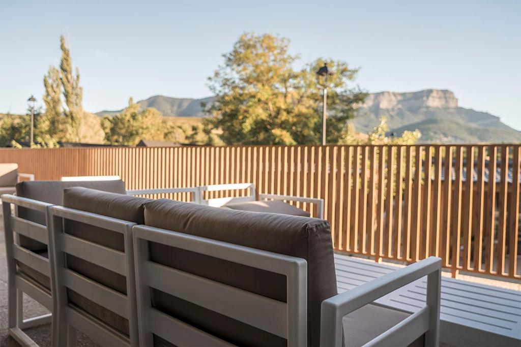 El Arrebol Comfort Camp Jaca Ngoại thất bức ảnh