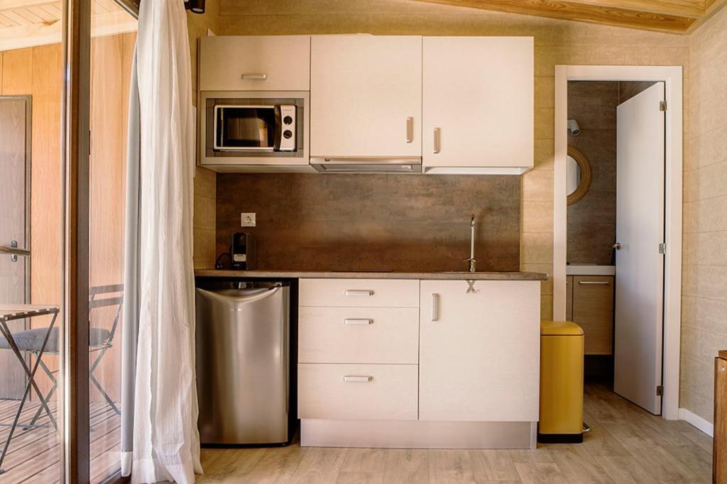 El Arrebol Comfort Camp Jaca Ngoại thất bức ảnh